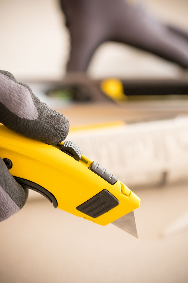 Cuchillo retráctil multiusos Stanley (0-10-778) FATMAX con 5 hojas