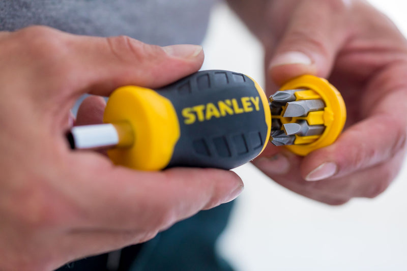 Stanley (0-66-357) Chave de fendas roquete multi-bit Stubby com 6 bits