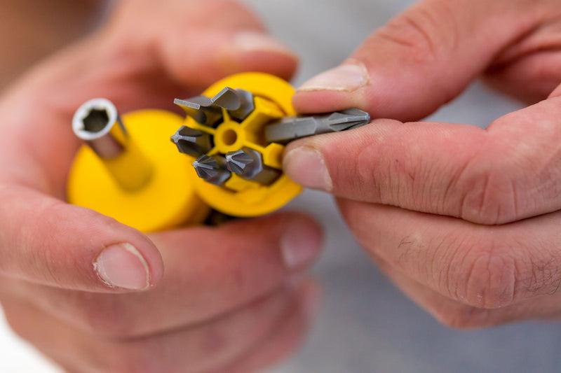 Stanley (0-66-357) Chave de fendas roquete multi-bit Stubby com 6 bits