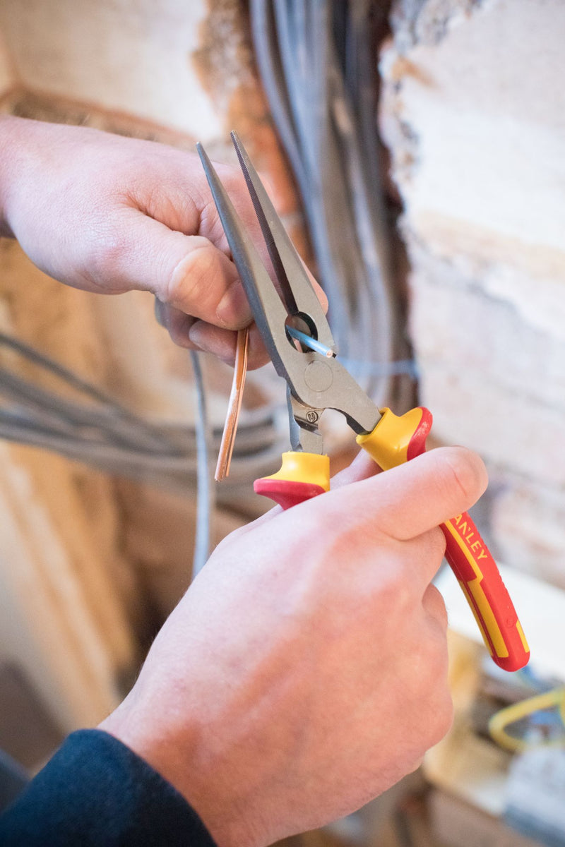 Stanley (0-84-007) FATMAX VDE 200mm Long Nose Plier