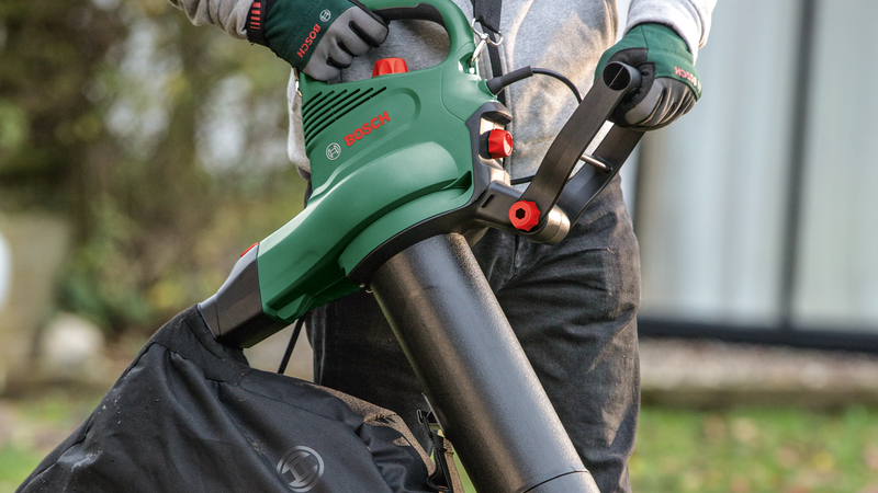 Bosch UniversalGardenTidy 2300