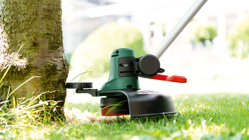 Aparador de relva sem fio Bosch Garden (UniversalGrassCut 18V-26)