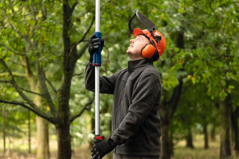 Podador telescópico sem fio Bosch Garden (GKE 18V-25 TP)