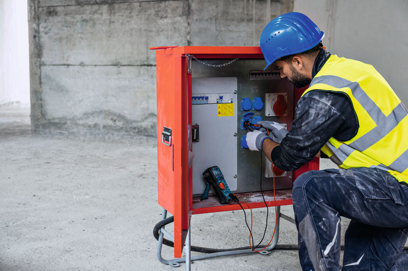 Multímetro digital Bosch GDM 600-15 + MH 1 Profesional