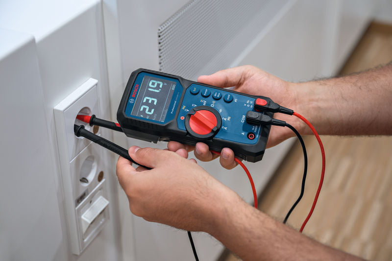 Multímetro digital Bosch GDM 600-15 + MH 1 Profesional