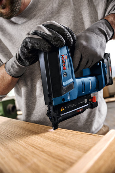 Bosch cordless nail gun for wood (GNH 18V-35 Professional)
