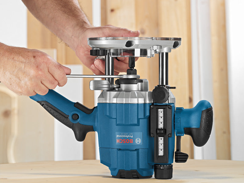 Bosch GOF 1250 CE Profesional