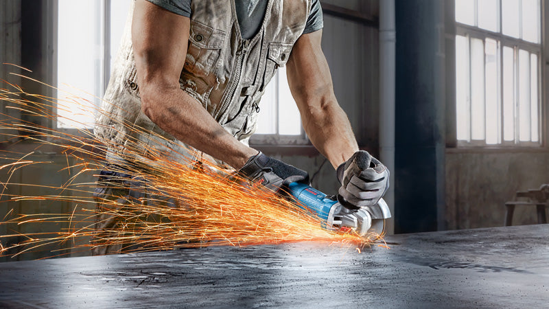 Bosch 2-Tool Kit: GWS 22-230 P + GWS 880 Professional