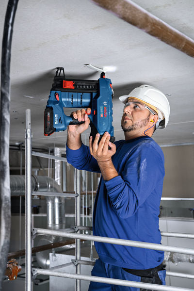 Pregador de betão Bosch Professional GNB 18V-40 + 2x4,0Ah