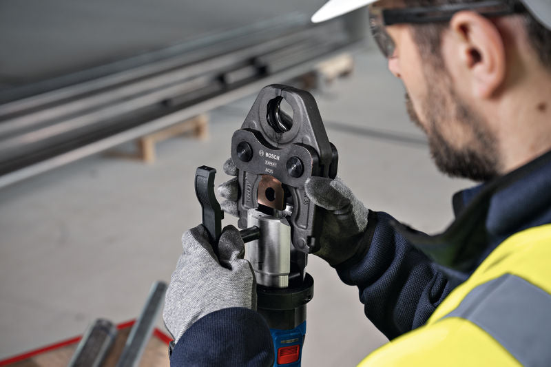 Bosch Cordless Press Tool GPT 18V-32