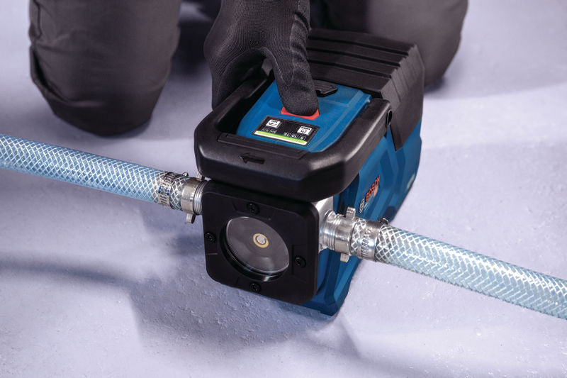 Bosch (GTP18V-28 Professional) Wireless Transfer Pump