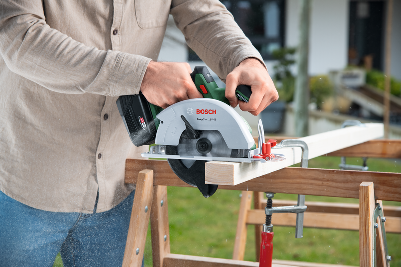 Sierra circular inalámbrica Bosch Brico (EasyCirc 18V-48)
