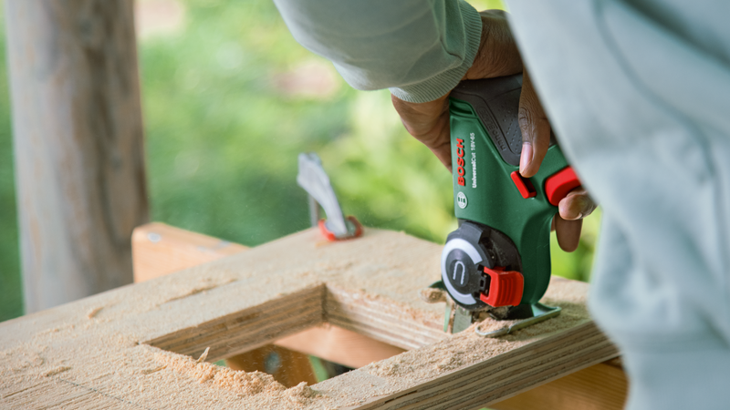 Bosch UniversalCut 18V-65 (Baretool)