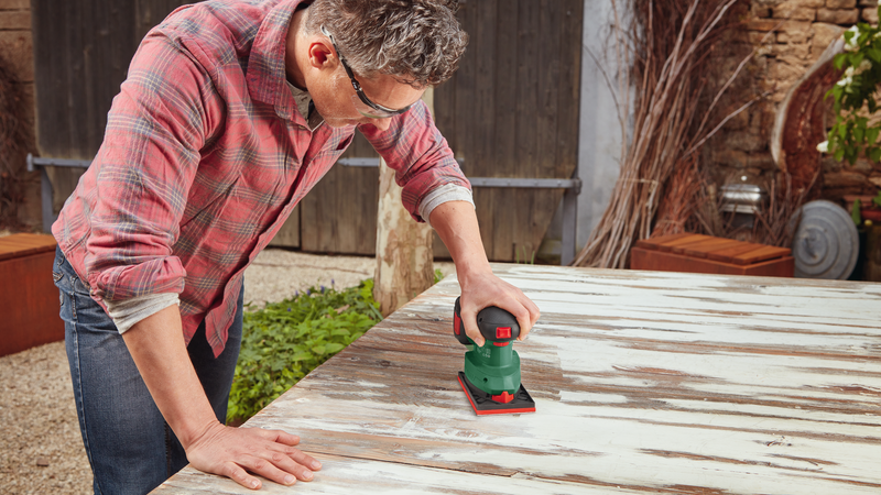 Bosch UniversalSander 18V-10 BT