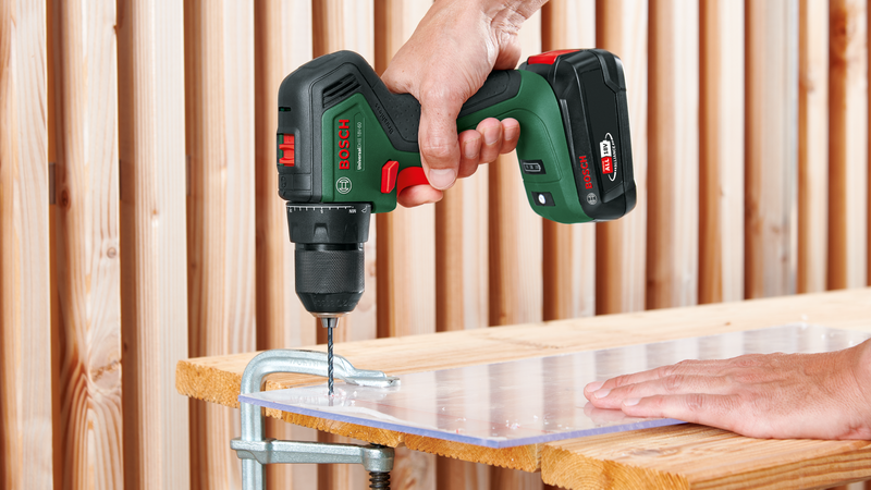 Bosch UniversalDrill 18V-60