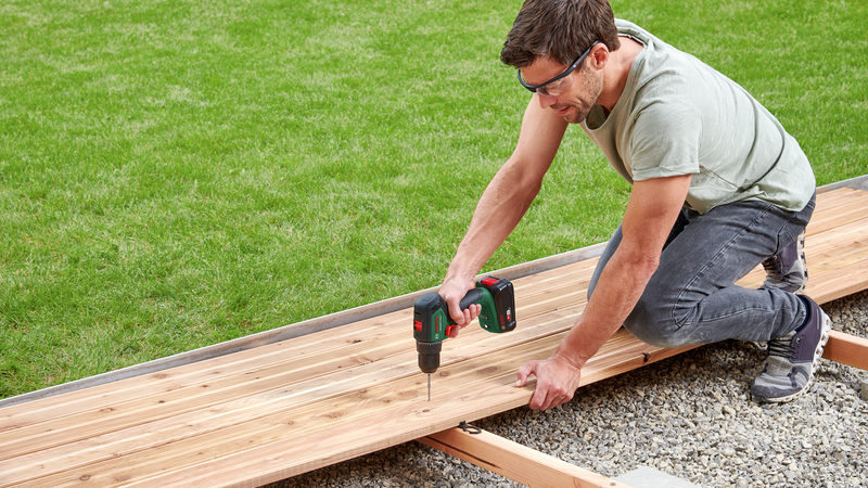 Bosch UniversalDrill 18V-60