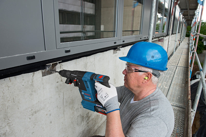 Bosch combination kit (18V 4-tool kit: GSR 18V-65 + GDX 18V-285 + GBH 18V-26 + GWS 18V-11 Professional)