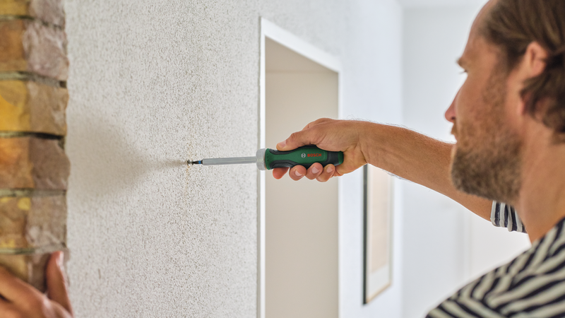 Bosch Screwdriver Ratchet Screwdriver with 18x