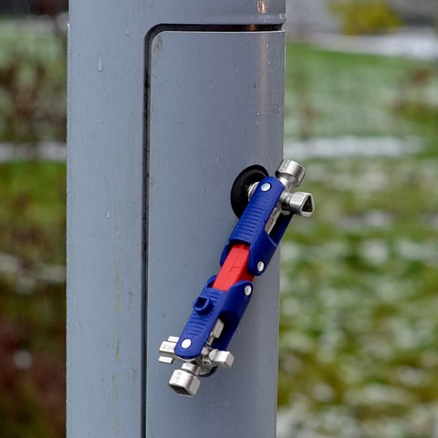 Knipex (00 11 06 V04) Universal Key JointKey Quadro For all standard shut-off systems