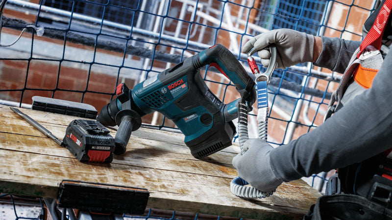 Bosch Accessories for workplace safety (Lightweight PRO lanyard, 6 kg, 2 x carabiners)