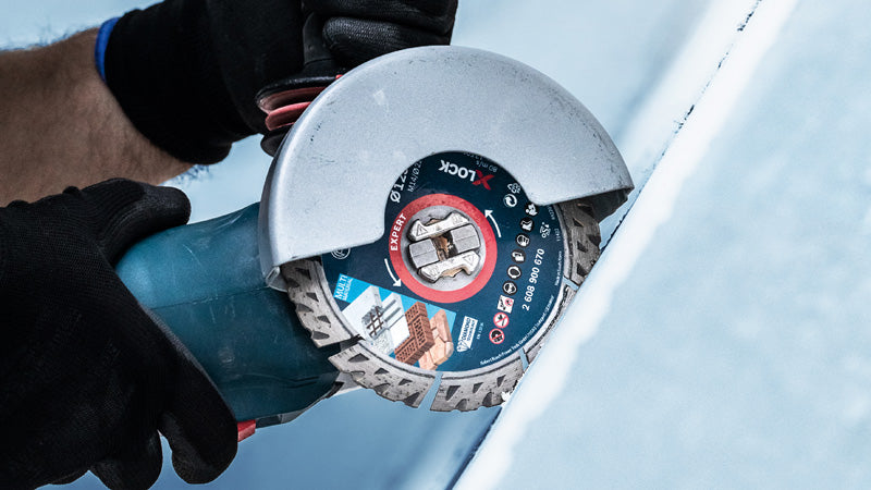 Bosch Accessories Diamond Cutting Discs (EXPERT MultiMaterial Diamond Discs 125 x 22.23 x 2.2 x 12 mm . 125 x 22.23 x 2.2 x 12 mm)