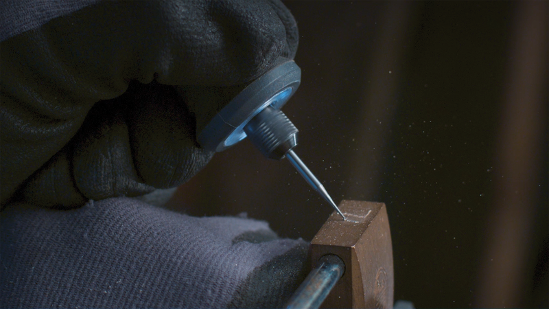 Talhar/Gravar Dremel (Fresa de gravar de 0,8 mm (105) )