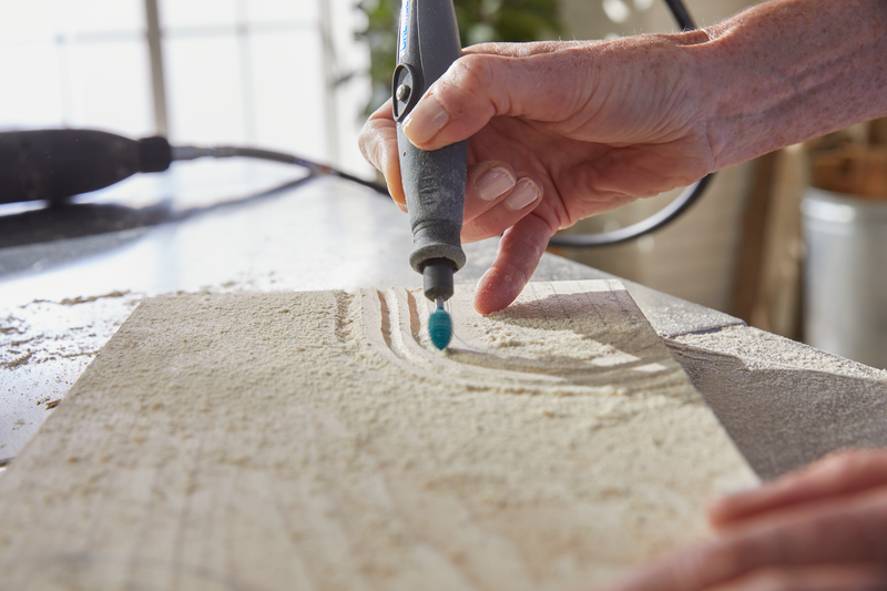 Bosch Dremel Max 9,5 mm Tallado a la llama 9953