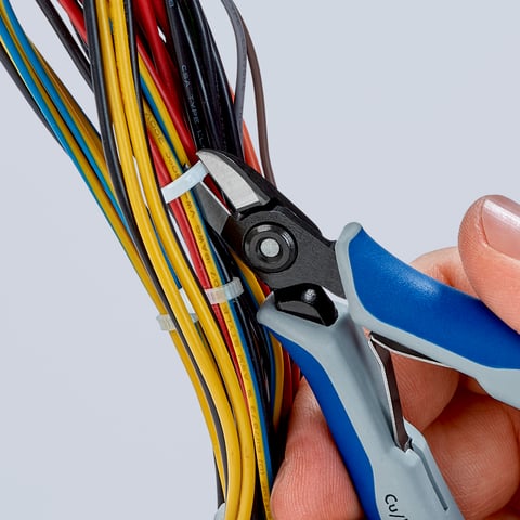 Alicate de corte diagonal Knipex (79 02 125 S1) para eletrónica de precisão, para abrir conectores de cabos de plástico.