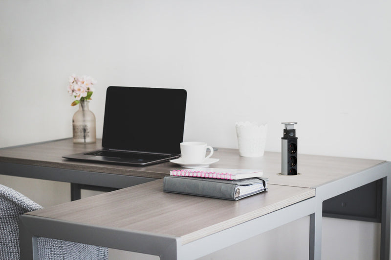 Brennenstuhl Tower Power Strip & USB-Charger Desktop Extension 2m H05VV-F 3G1,5