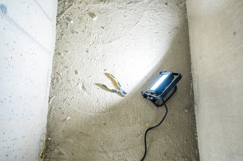 Luz de trabalho LED Brennenstuhl JARO 4060 M, 3450lm, 30W, IP65 (3m)