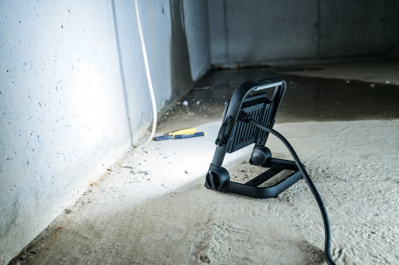 Luz de trabalho LED Brennenstuhl JARO 4060 M, 3450lm, 30W, IP65 (3m)