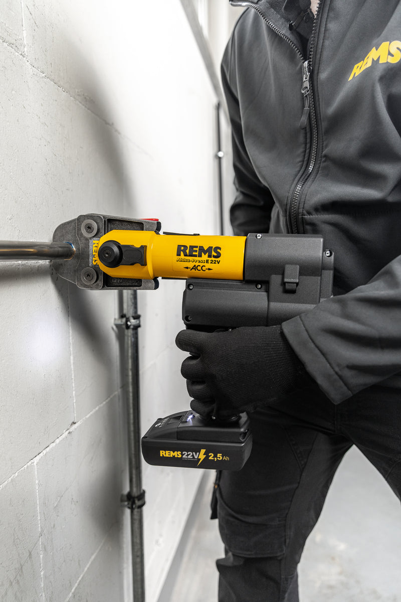 REMS (576061 R220) Akku-Press E 22V Acc Basic-Pack L-Boxx +Batt 2,5Ah
