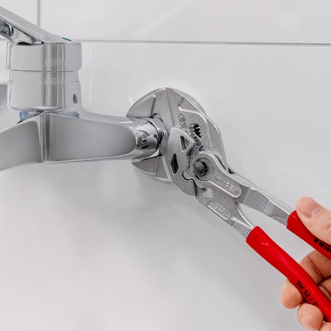 Knipex (86 03 250) Pliers Wrench Pliers and a wrench in a single tool