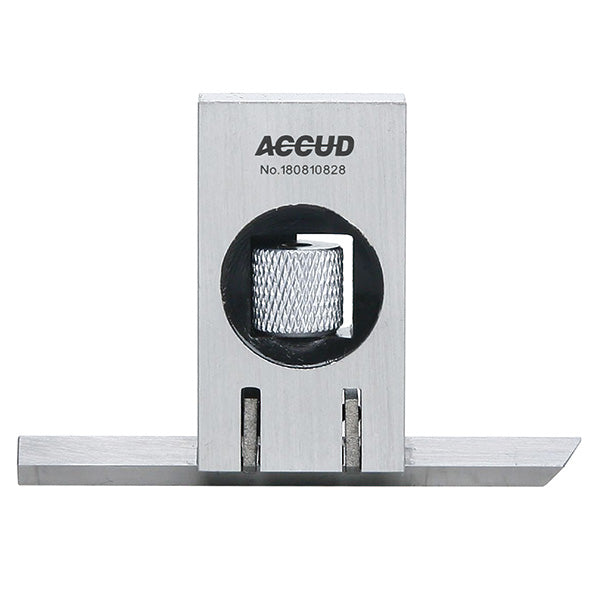 Accud (831) Quadrado Ajustável