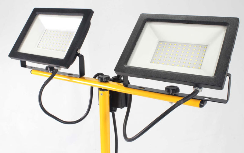 Foco LED Duplo com Tripé, 50Wx2, 4250Lmx2