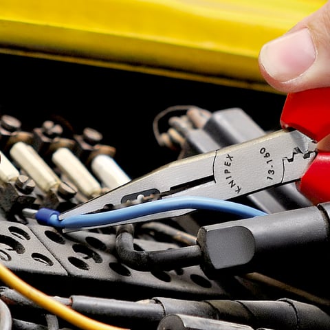 Alicate de eletricista Knipex (13 01 160)