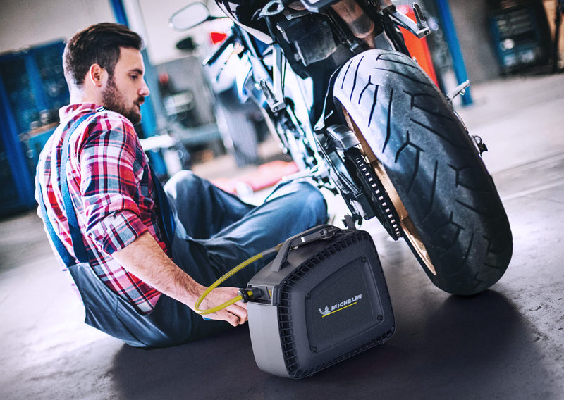 Compressor de Ar de Parede Portátil 1.5HP Michelin (MBL-GO COMPACT)