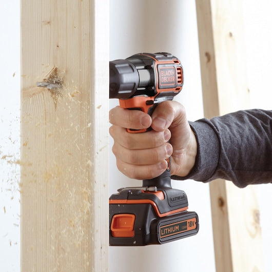 Black&Decker (ASD18KB-QW) 18V Cordless Autosense™, Autoselect® Drill Driver