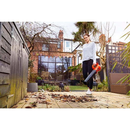 Soprador de folhas axial Black&Decker (BCBL200L25-QW) 18V