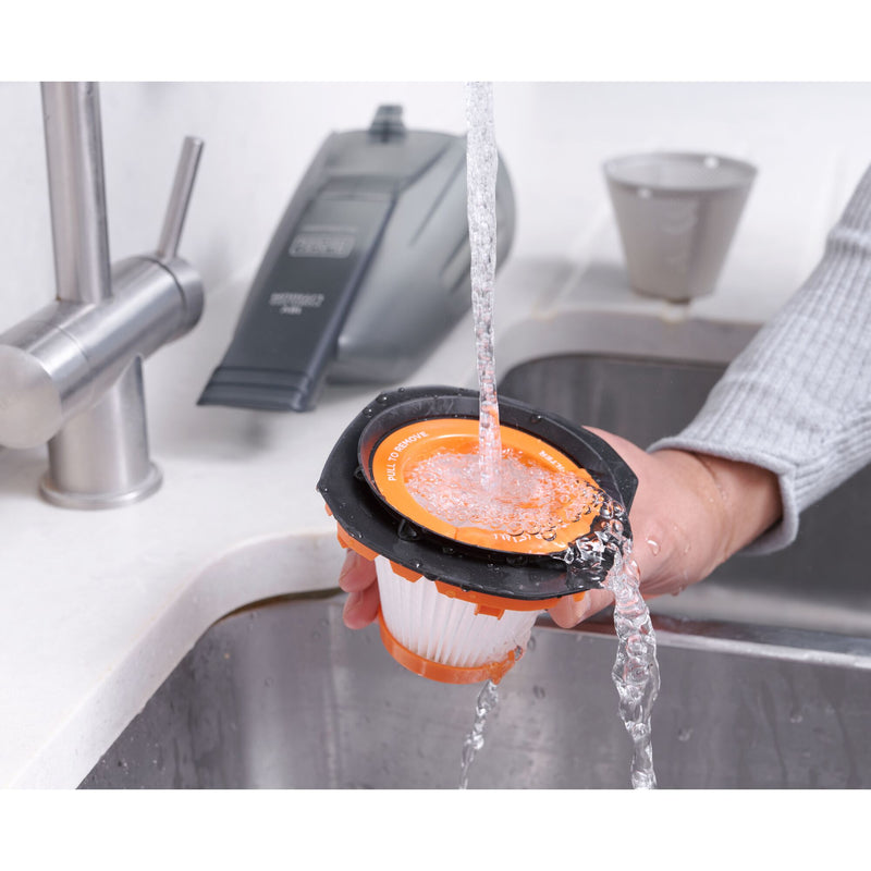 Aspiradora de mano Black&amp;Decker (BCHV001C1-QW) con 1 batería externa de litio de 18 V y 1,5 Ah.