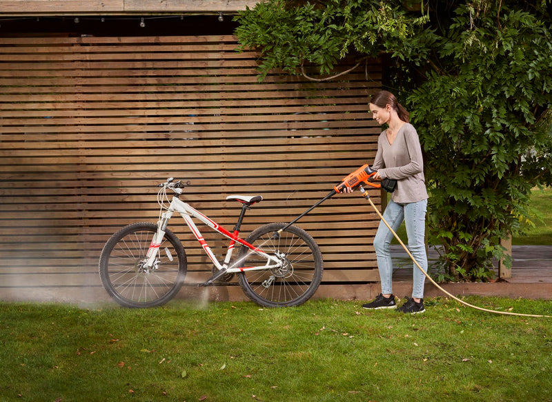 Lavadora de alta pressão Black&amp;Decker (BCPC18D1-QW) 18V