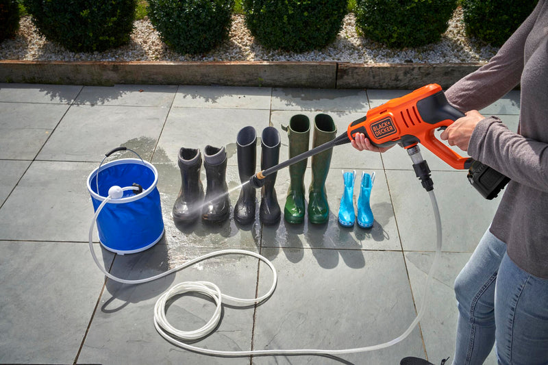 Lavadora de alta pressão Black&amp;Decker (BCPC18D1-QW) 18V