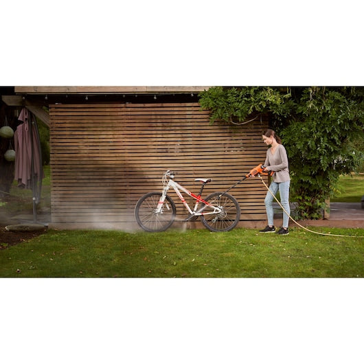 Lavadora de alta pressão Black&Decker (BCPC18D1-QW) 18V