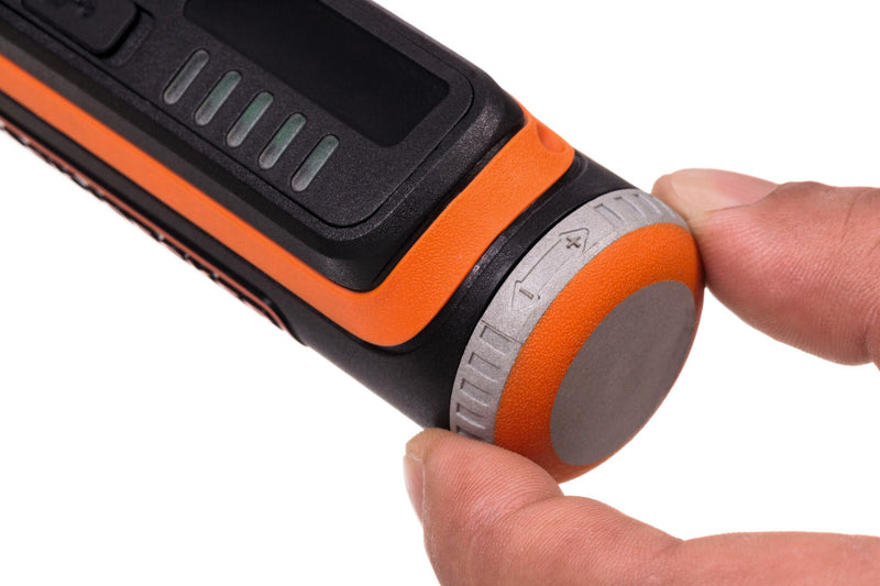 Ferramenta multifuncional rotativa Black&amp;Decker (BCRT8IK-XJ) de 7,2 V com bateria integrada de 1,5 Ah. Inclui 53 acessórios, cabo USB e mala de transporte.