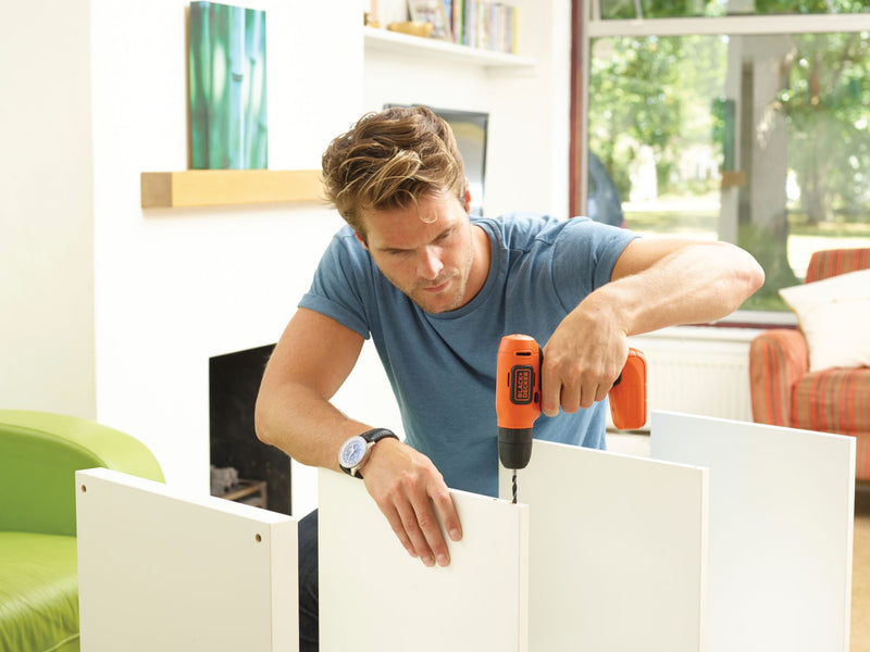 Black&Decker (BDCD8-QW) Ultra-Compact Drill Driver 7.2V 1.5Ah 12Nm, 10mm Chuck with Micro-USB Charger