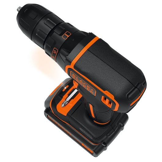 Berbequim/Aparafusadora Black&Decker (BDCDC18KB-XK) 18V Íon de Lítio + Carregador de 400mA + 2 baterias + Estojo de acessórios