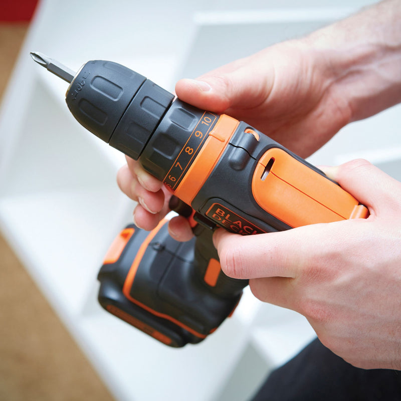 Black&Decker (BDCDD12KB-QW) 10.8V 26Nm Drill Driver, 10mm Chuck with 2 1.5Ah Lithium Batteries, Charger and Case