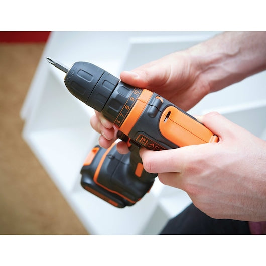 Black&Decker (BDCDD12-QW) 12V Ultra-Compact Cordless Drill Driver