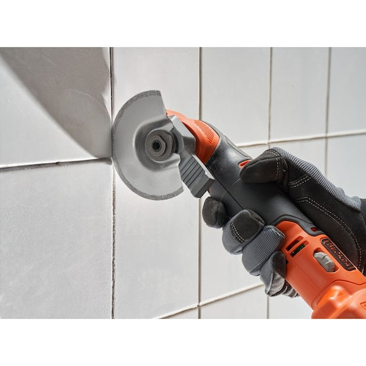 Herramienta oscilante inalámbrica Black&Decker (BDCOS18N-XJ) de 18 V