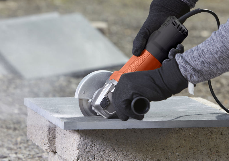 Black&Decker (BEG110-QS) 750W 115mm Mini Grinder with Restart Protection. With 3-position Side Handle.